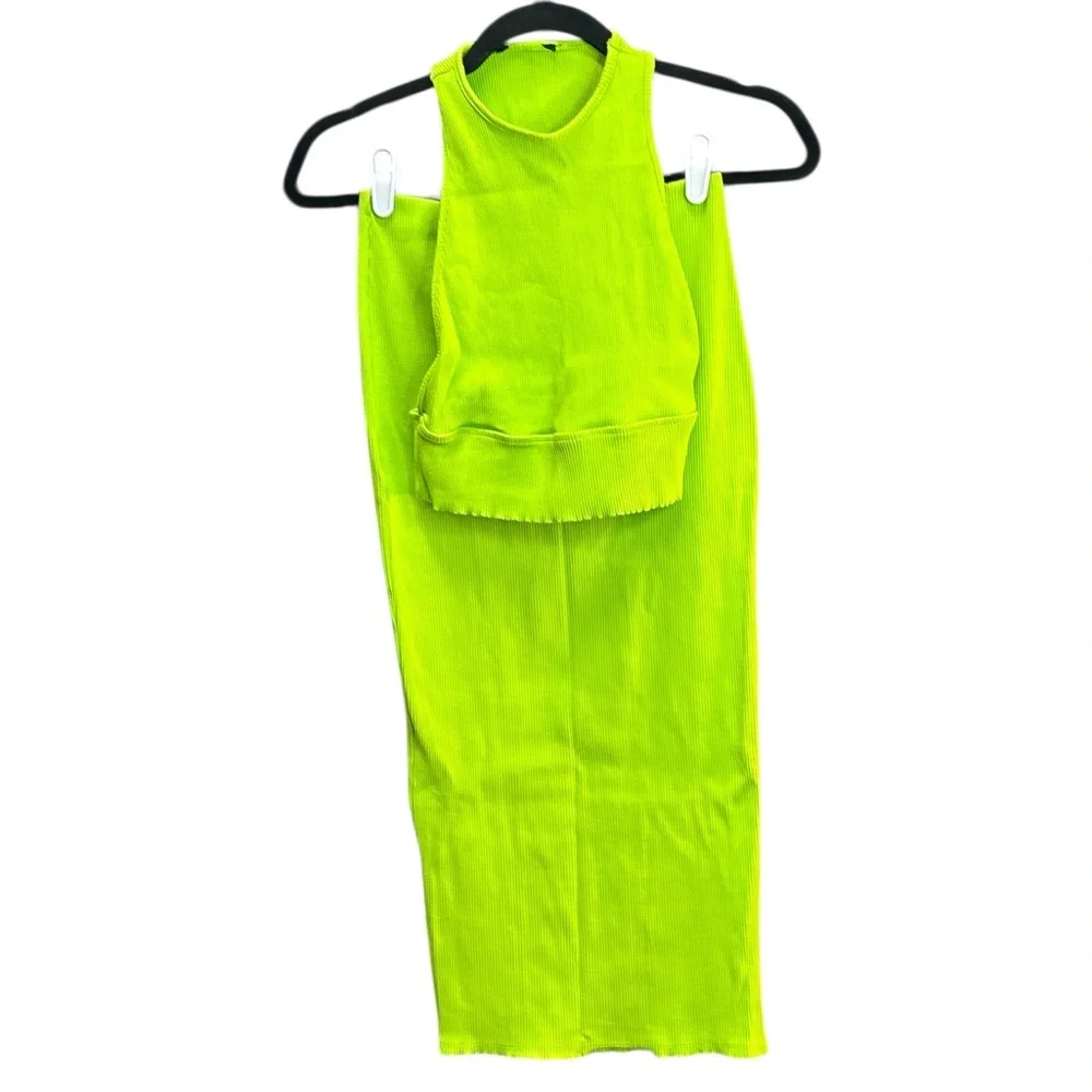 NWOT Lulu’s Absolute Edge Lime Green 2 Piece Bodycon Midi Set $72 Small - Picture 8 of 9